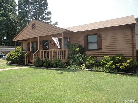 2nd image of 3802 Pinoak Ct