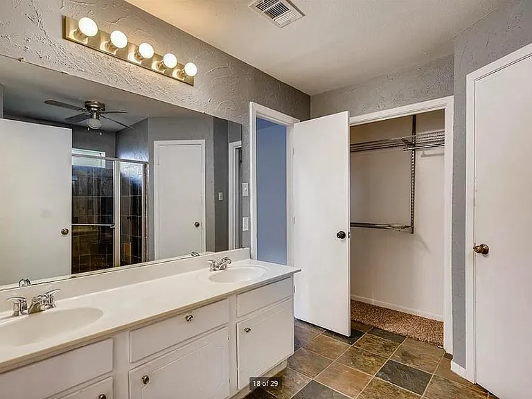 946 Mesa Terrace Dr — Photo 10