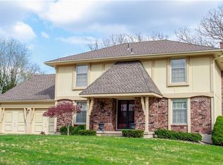 9525 Olmstead Rd, Kansas City, MO 64134