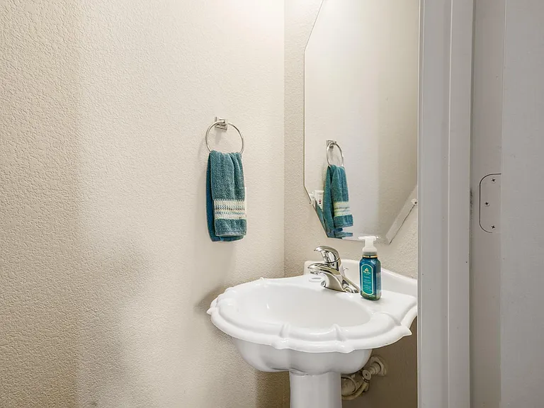 1900 Scofield Ridge Pkwy #1203 — Photo 25