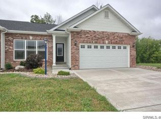 202 Wrigley Field Dr, Bethalto, IL 62010