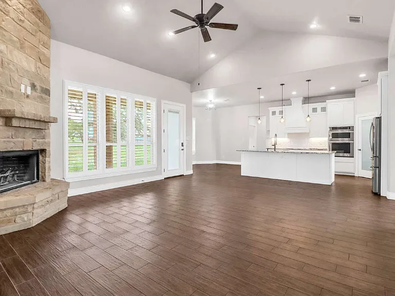 380 Abrego Lake Dr — Photo 19