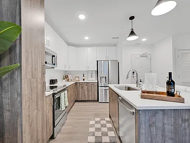 Inscription Channel District