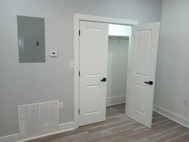 110 E 18th Ave #6 — Photo 7