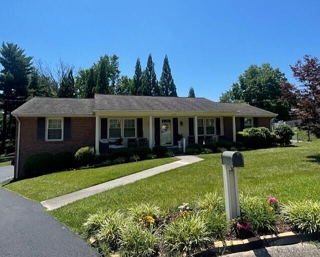 1st image of 4910 Cave Spring Cir