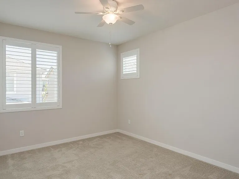4821 Holden Dr — Photo 27