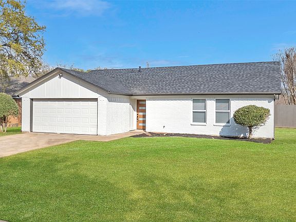4th image of 6221 Maple Springs Dr