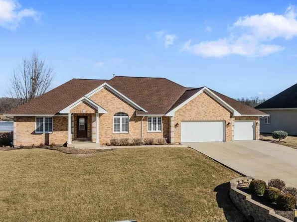 5170 E Ashelford Dr, Byron, IL 61010