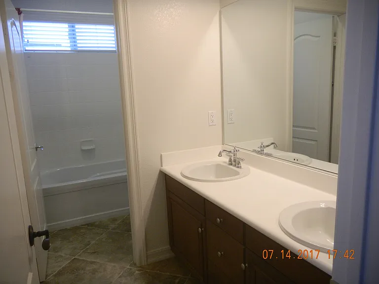 4850 Yearling Glen Rd — Photo 10