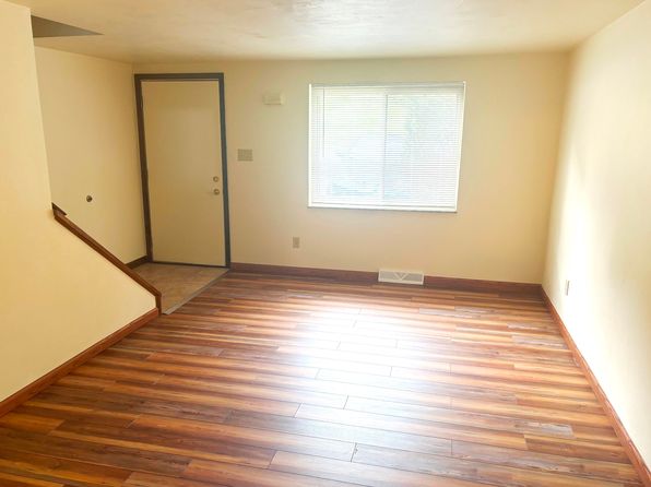1000 Clay Pike, North Huntingdon, PA 15642
