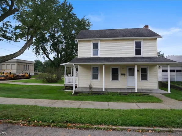 292 2nd St SE, Carrollton, OH 44615