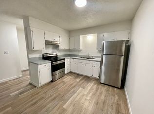 Pine Villa Apartments, Spokane, WA 99206