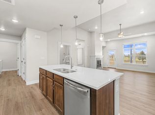 265 High Point Dr #306, Longmont, CO 80504