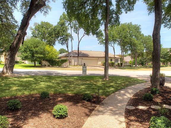 3rd image of 4509 Wild Dunes Ct