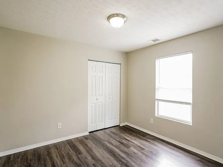 2893 Creekbend Dr — Photo 15