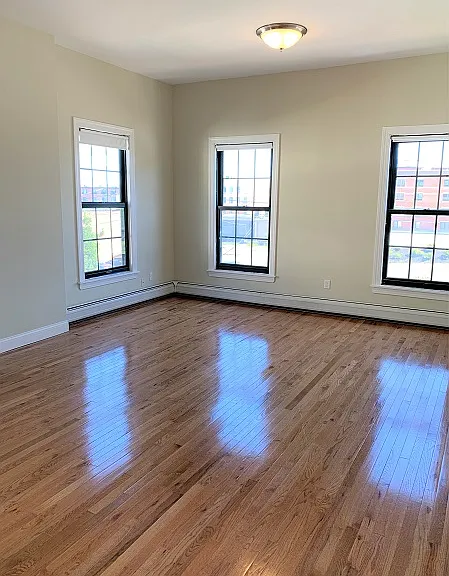 67 Danforth St #2 — Photo 9