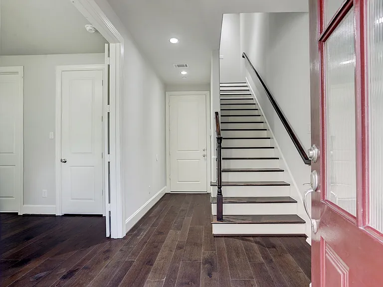 3913 Austin St — Photo 5