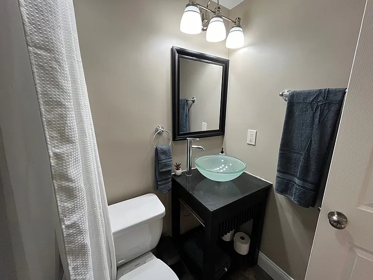 5507 Elmer St #5 — Photo 8