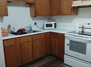 200 S Columbus St #4, Pleasantville, IA 50225