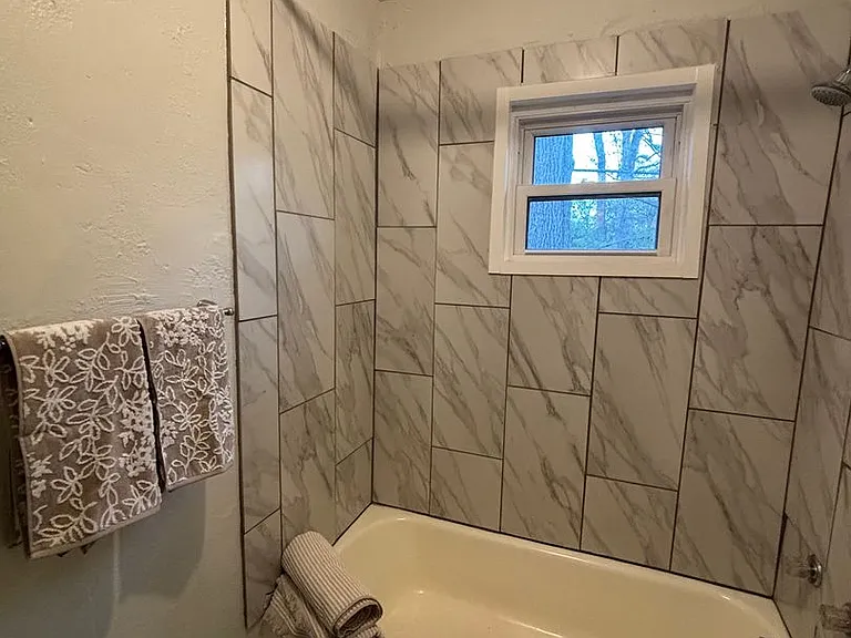 5317 Lee Ave Chattanooga TN 37410 — Photo 11