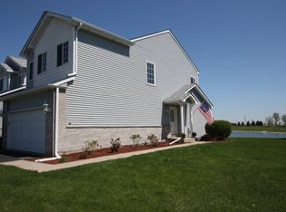1946 Waters Edge Dr, Minooka, IL