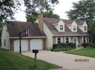2843 Dartmouth Dr, Janesville, WI 53548