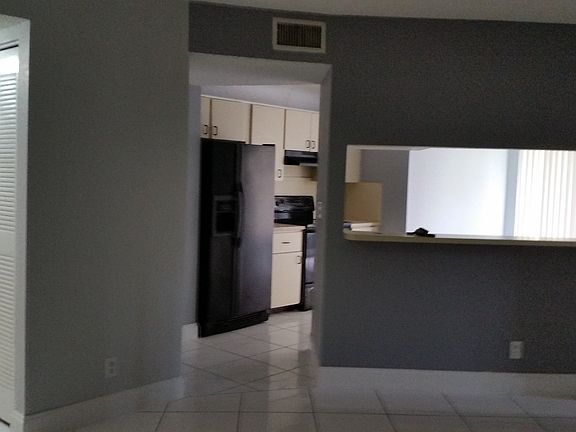5th image of 9175 W Sunrise Blvd.