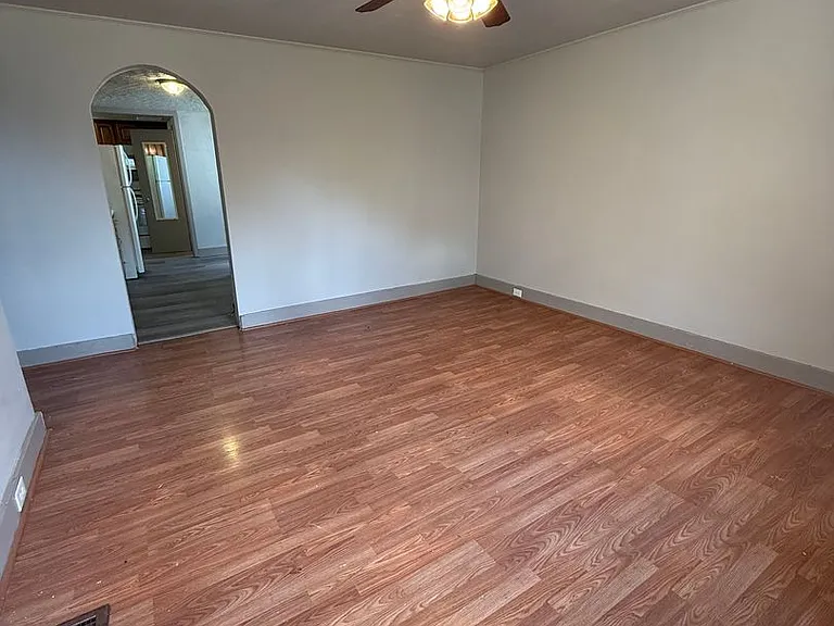 802 Western Ave — Photo 3
