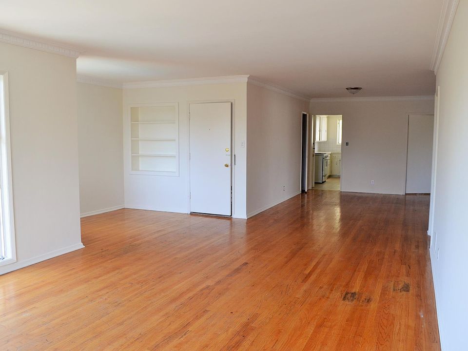 2nd image of 558 Midvale Ave APT 3