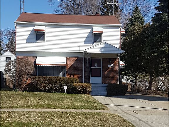2nd image of 2307 E 2nd St
