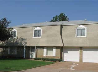 12101 Camelot Pl, Oklahoma City, OK 73120