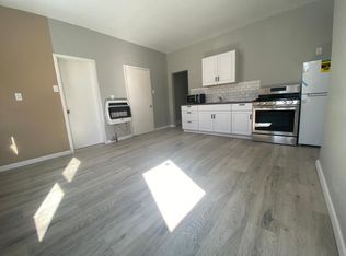 628 Greenfield Ave, Pittsburgh, PA 15207