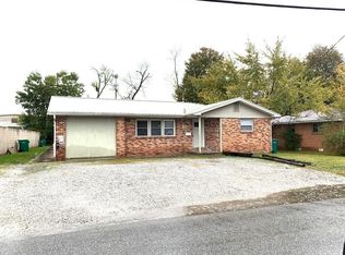 816 S Pleasant St, Springdale, AR 72764