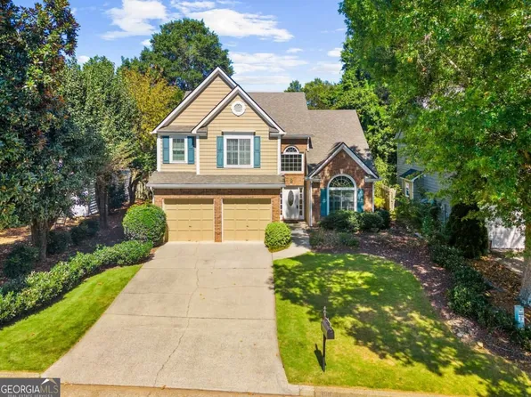 1010 Bradford Dr, Roswell, GA 30076