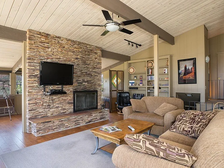 91 Hillside Dr — Photo 8