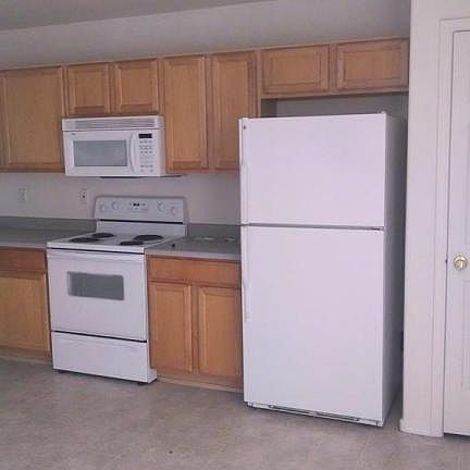 4th image of 15366 N 156th Ln