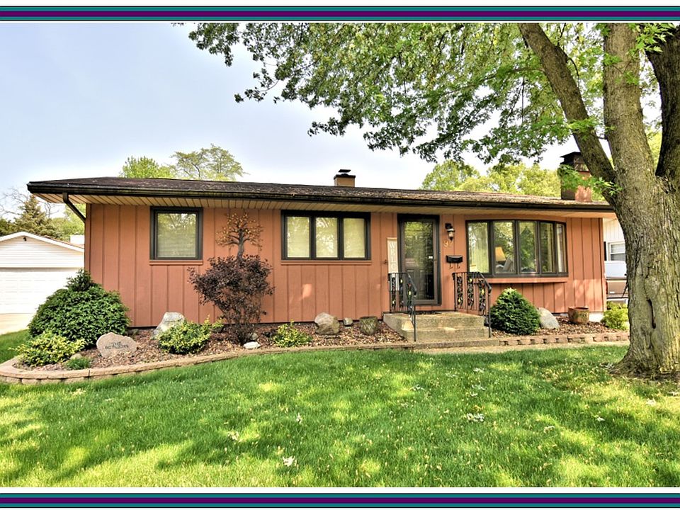 1st image of 92 Indianwood Dr