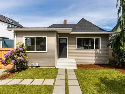 5246 21st Ave SW UNIT A, Seattle, WA, 98106