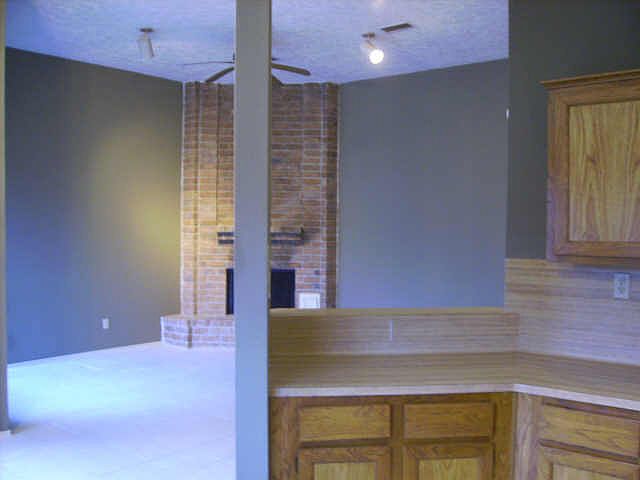 1st image of 2052 Hickory Glen Dr