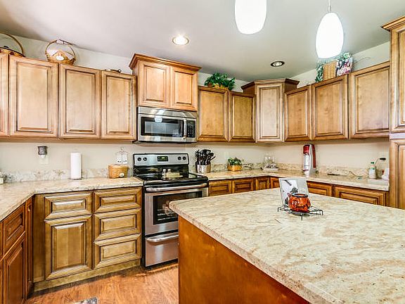 4th image of 6031 W Shaw Butte Dr