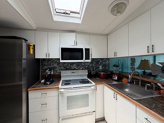 4th image of 25644 Lilac Ct #L-048
