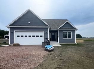 51 Hill Rd, South Hero, VT 05486