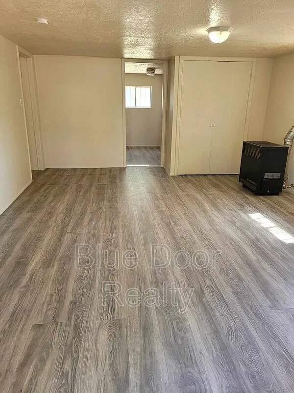 Building Photo - 2018 Nancy St SW #B