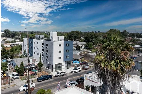 10811 Compton Ave Photo 1