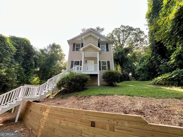 483 Fairlane Cir NW, Atlanta, GA 30331