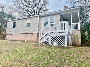 2611 Columbus Cir, Charlotte, NC 28208