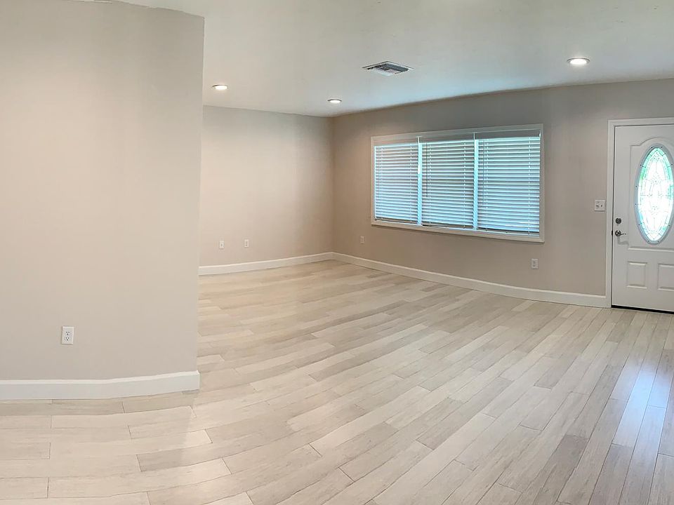 Living - Dining Area