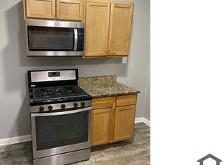 4220 S Michigan Ave #3, Chicago, IL 60653
