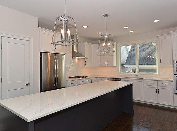 3rd image of 210 N West St