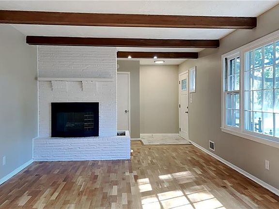2nd image of 4813 Hedges Ave